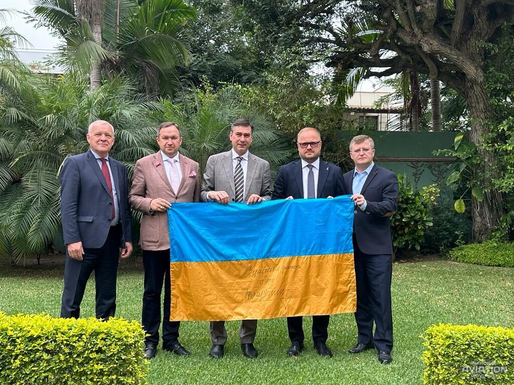 (Українська) Декан ФМВ взяв участь у зустрічі з Надзвичайним та Повноважним Послом України в Республіці Перу 