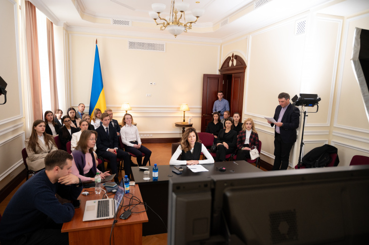 Студенти ФМВ взяли участь у круглому столі Міністерства закордонних справ України 