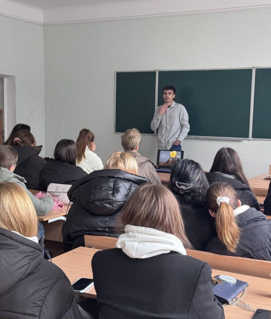 Журналіст та фотокореспондент Стас Козлюк провів майстер-клас для студентів ФМВ